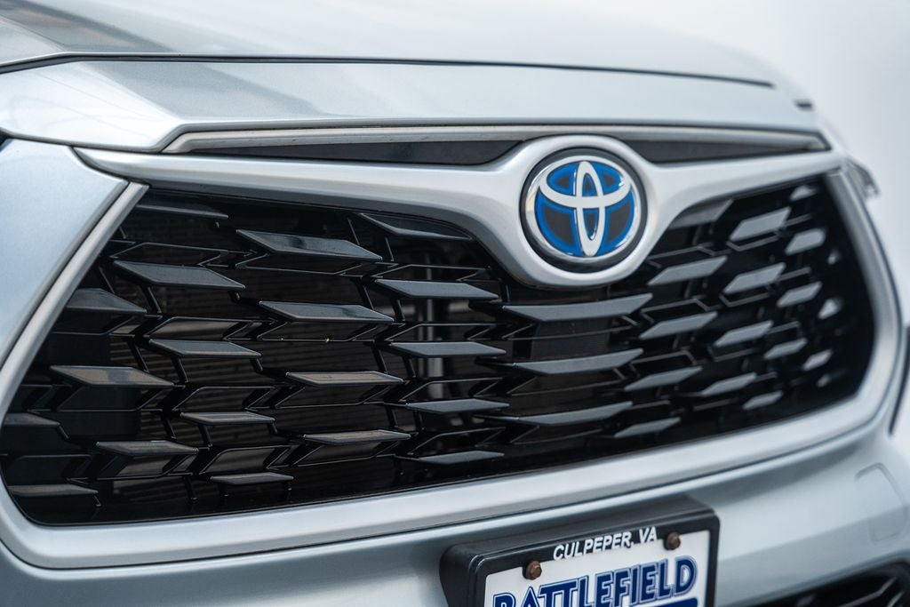 2023 Toyota Highlander Hybrid LE