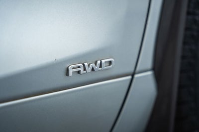 2023 Toyota Highlander Hybrid LE