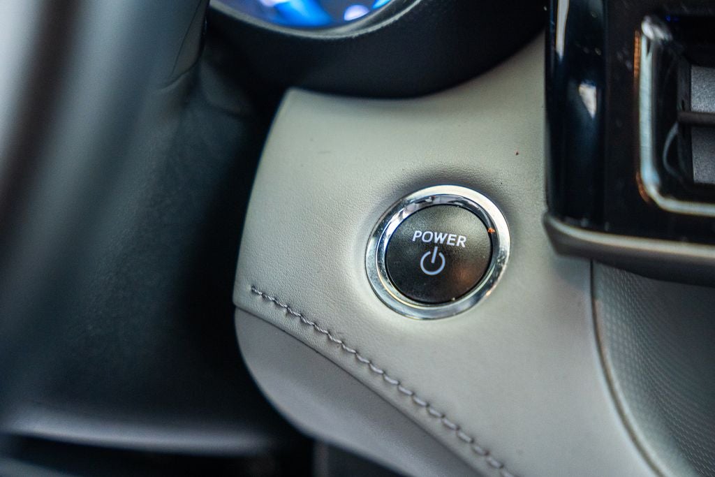 2023 Toyota Highlander Hybrid LE