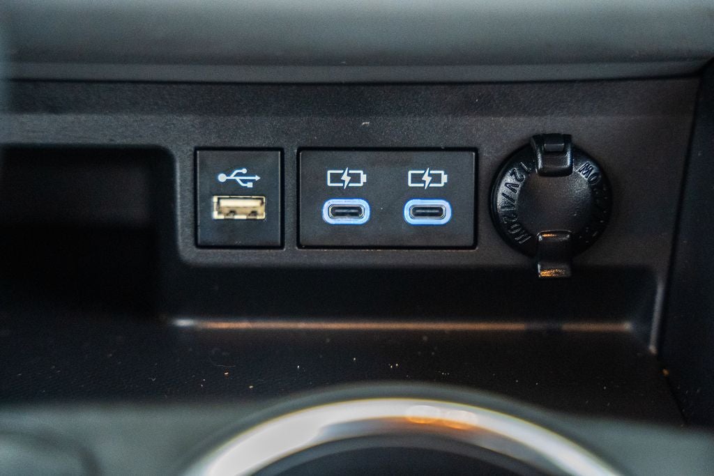 2023 Toyota Highlander Hybrid LE