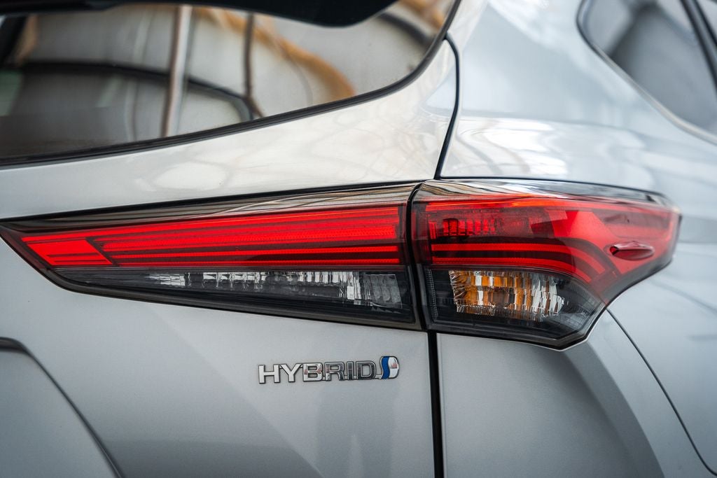 2023 Toyota Highlander Hybrid LE
