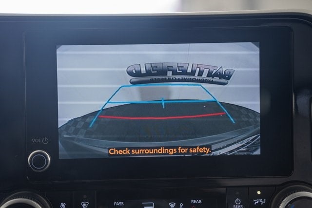 2023 Toyota Highlander Hybrid LE