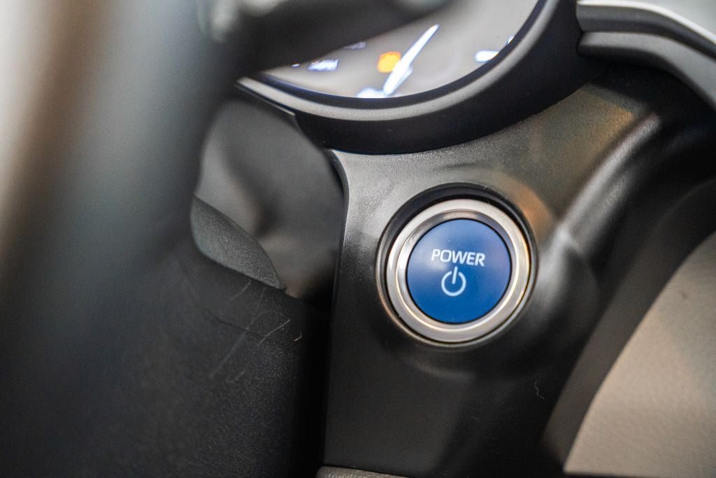 2021 Toyota Sienna LE 8 Passenger