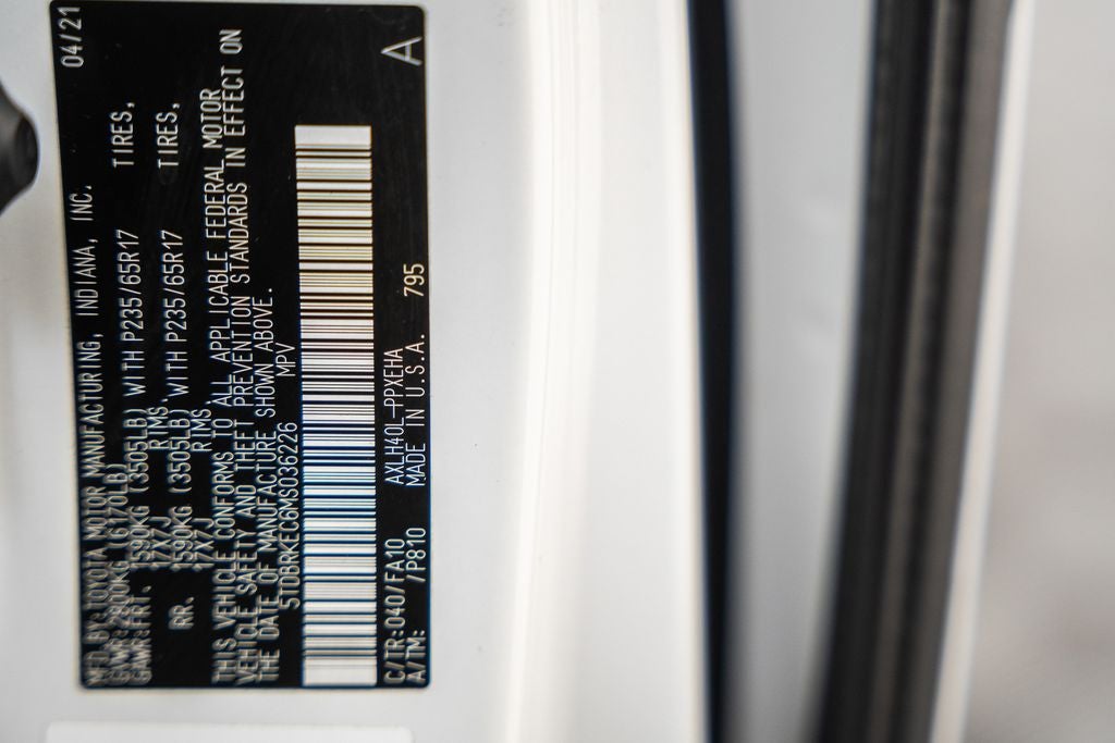 2021 Toyota Sienna LE 8 Passenger