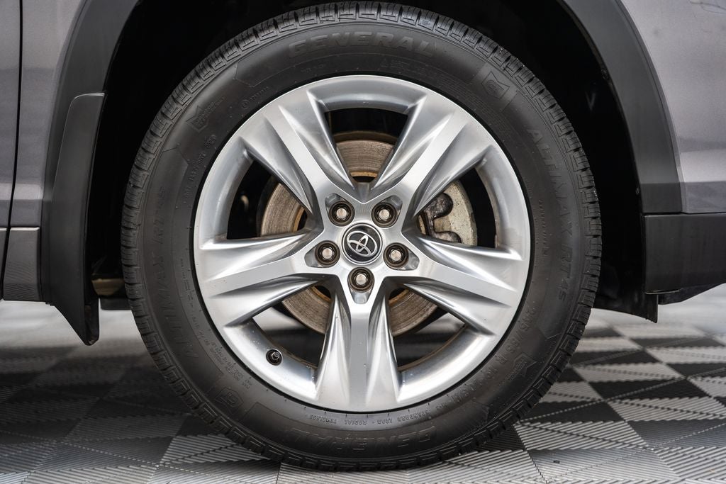 2016 Toyota Highlander Limited Platinum V6