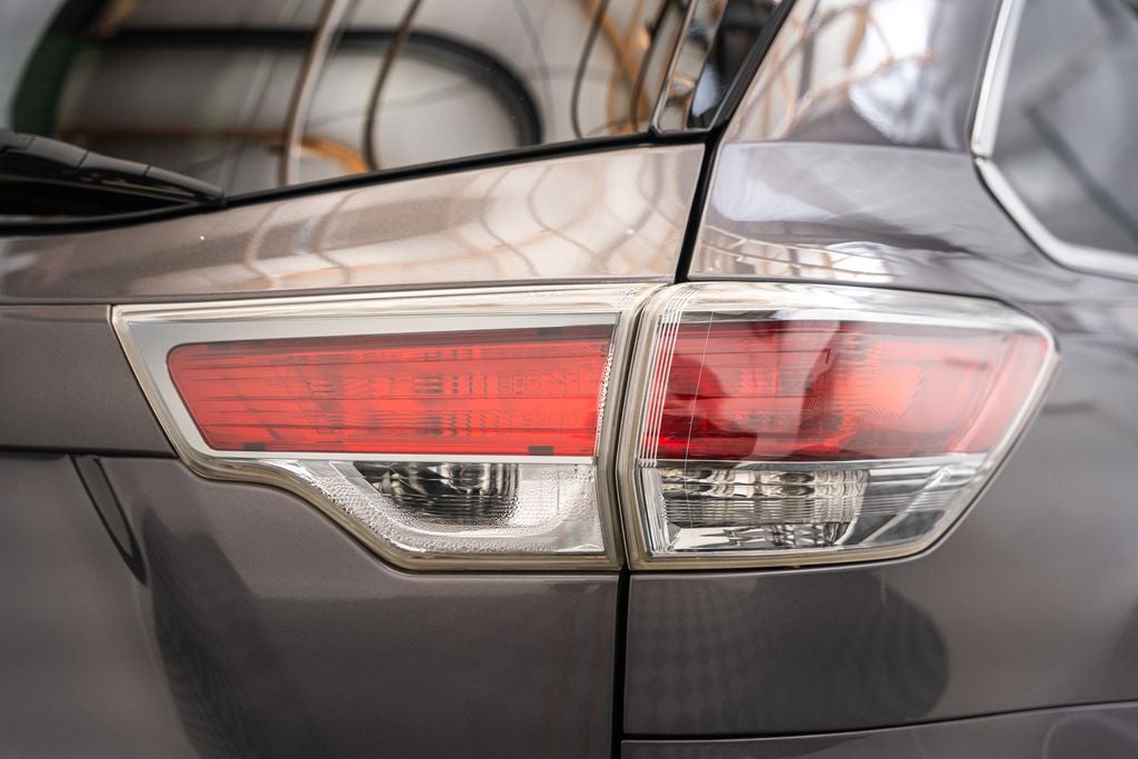 2016 Toyota Highlander Limited Platinum V6