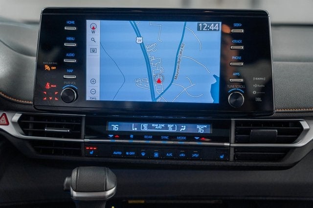 2022 Toyota Sienna XSE 7 Passenger