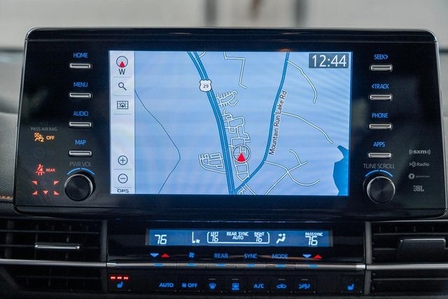 2022 Toyota Sienna XSE 7 Passenger