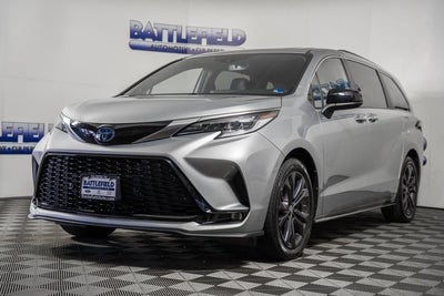 2022 Toyota Sienna XSE 7 Passenger