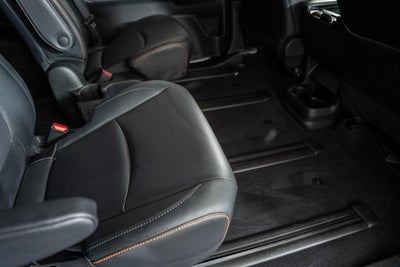 2022 Toyota Sienna XSE 7 Passenger