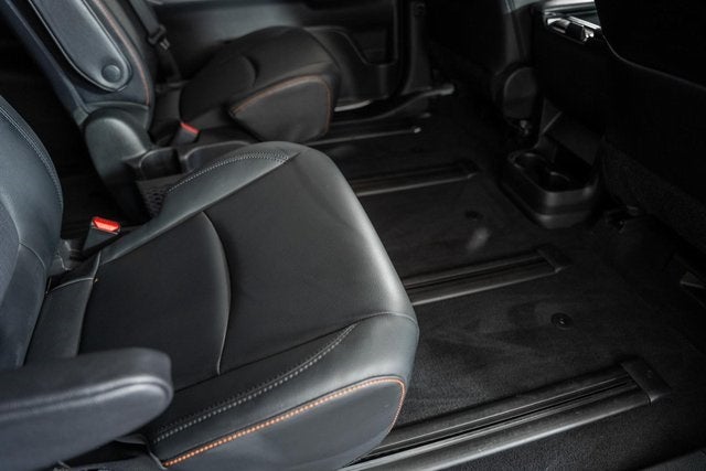 2022 Toyota Sienna XSE 7 Passenger