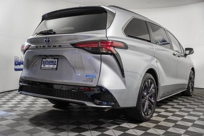 2022 Toyota Sienna XSE 7 Passenger