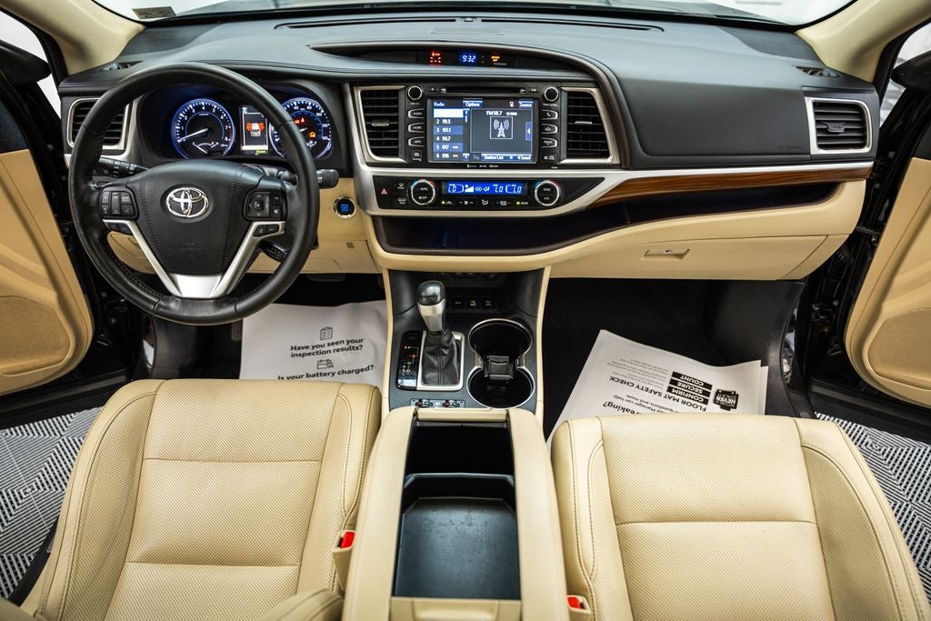 2017 Toyota Highlander Limited Platinum