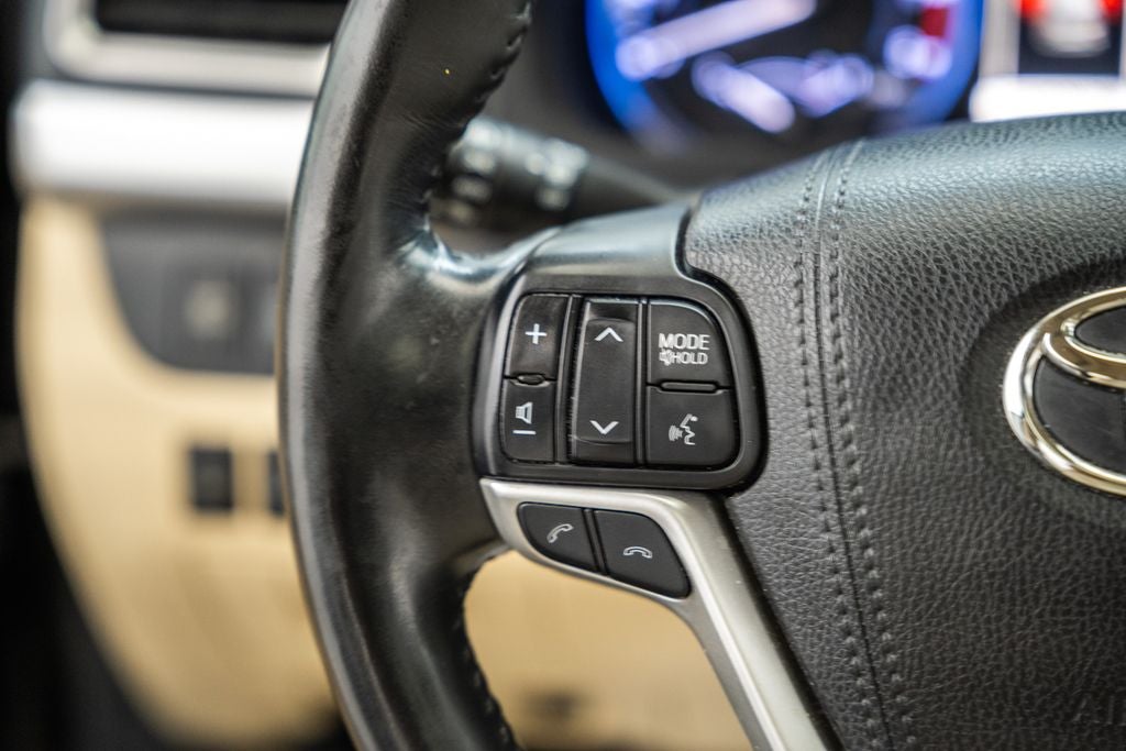2017 Toyota Highlander Limited Platinum