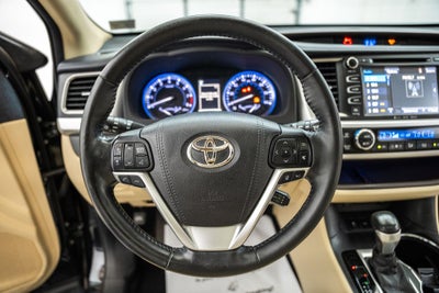 2017 Toyota Highlander Limited Platinum