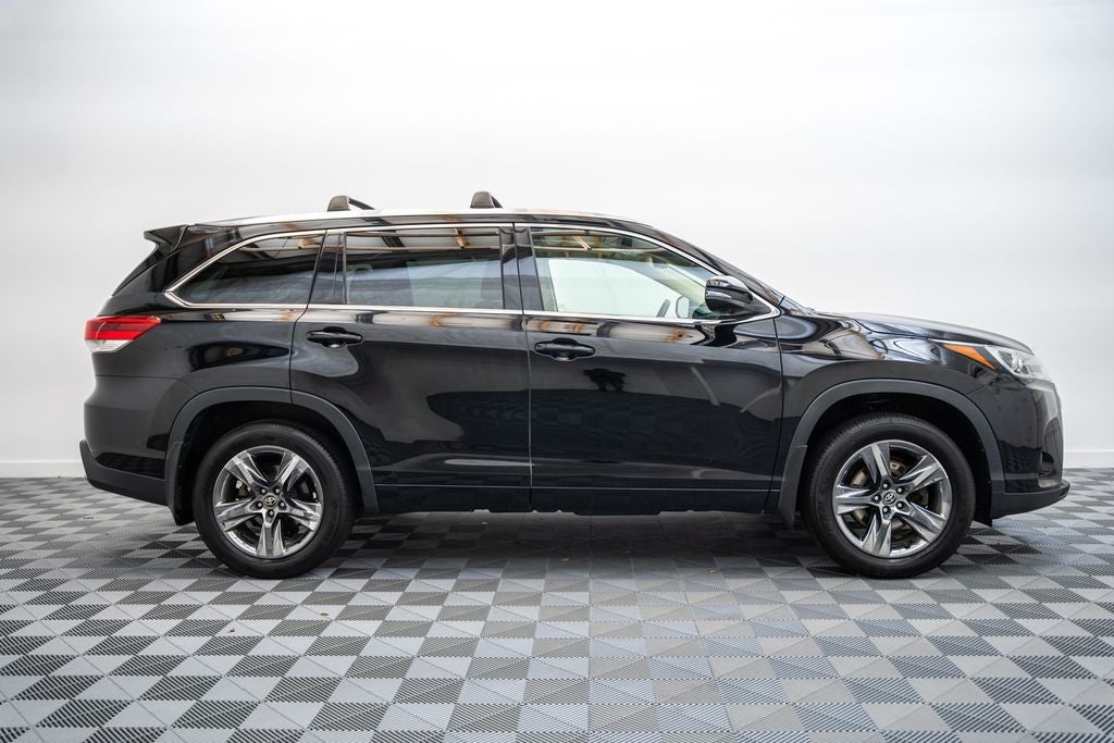 2017 Toyota Highlander Limited Platinum