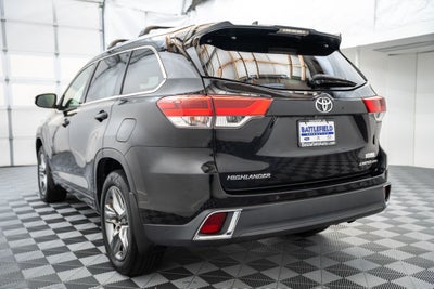 2017 Toyota Highlander Limited Platinum