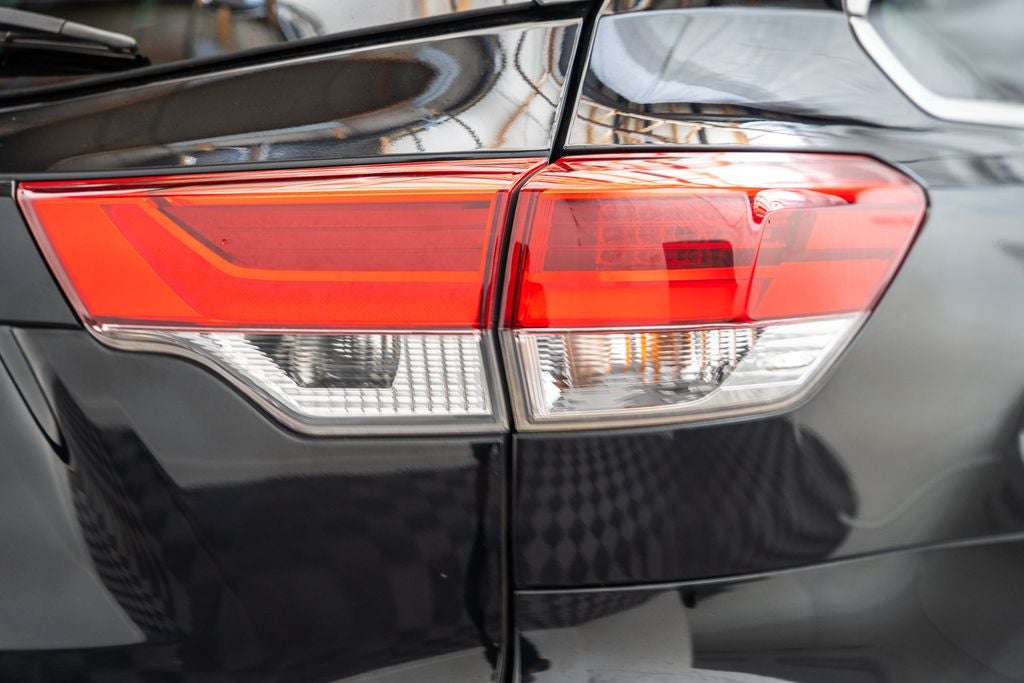 2017 Toyota Highlander Limited Platinum