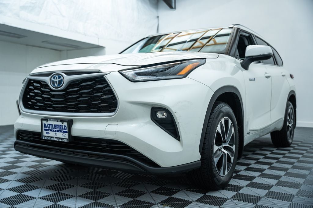 2021 Toyota Highlander Hybrid XLE