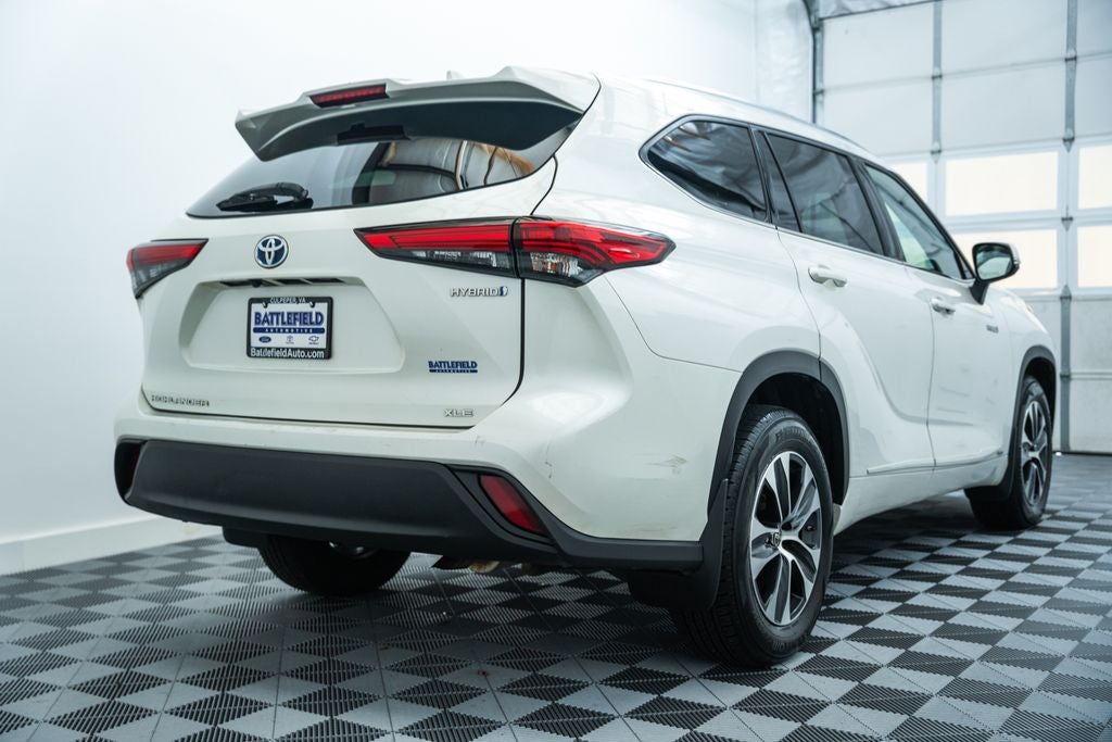 2021 Toyota Highlander Hybrid XLE