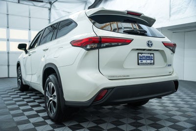 2021 Toyota Highlander Hybrid XLE