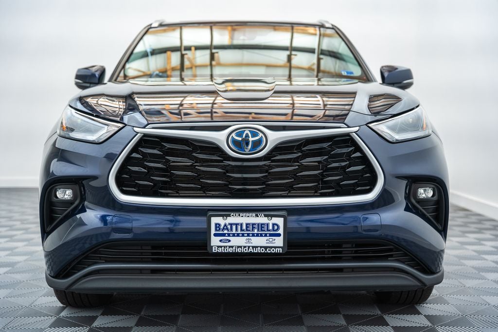 2022 Toyota Highlander Hybrid XLE