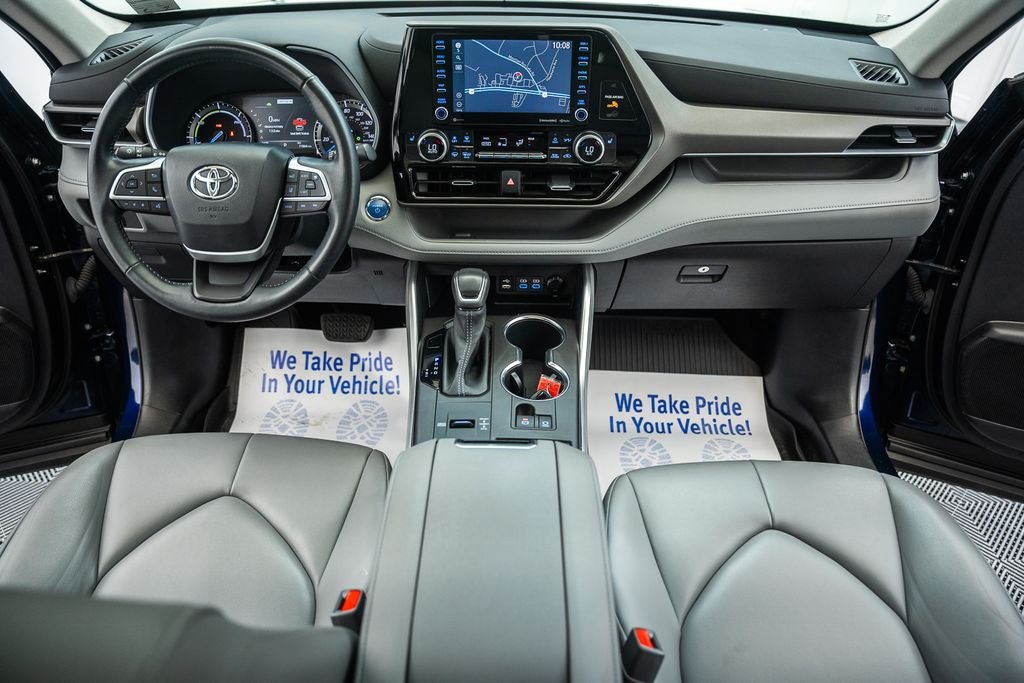 2022 Toyota Highlander Hybrid XLE