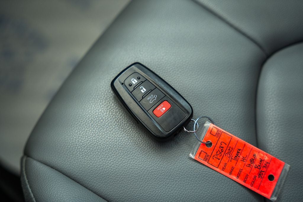 2022 Toyota Highlander Hybrid XLE
