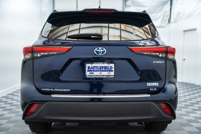 2022 Toyota Highlander Hybrid XLE