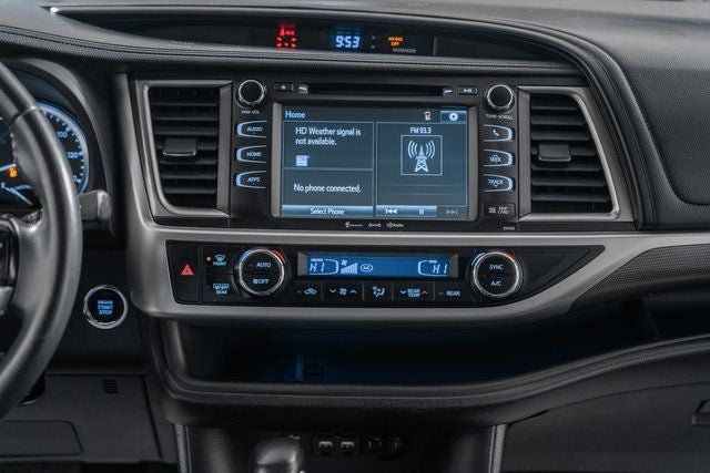 2019 Toyota Highlander SE