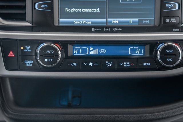 2019 Toyota Highlander SE