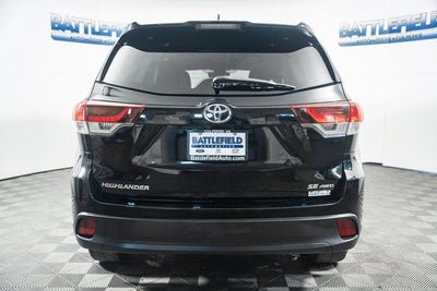 2019 Toyota Highlander SE