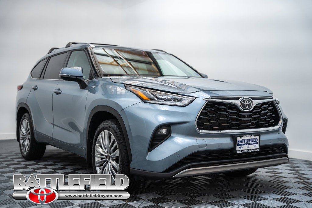 2023 Toyota Highlander Platinum