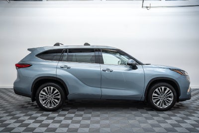 2023 Toyota Highlander Platinum