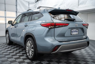 2023 Toyota Highlander Platinum