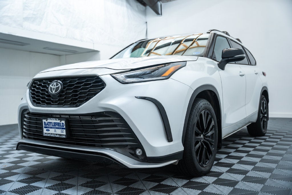 2023 Toyota Highlander XSE