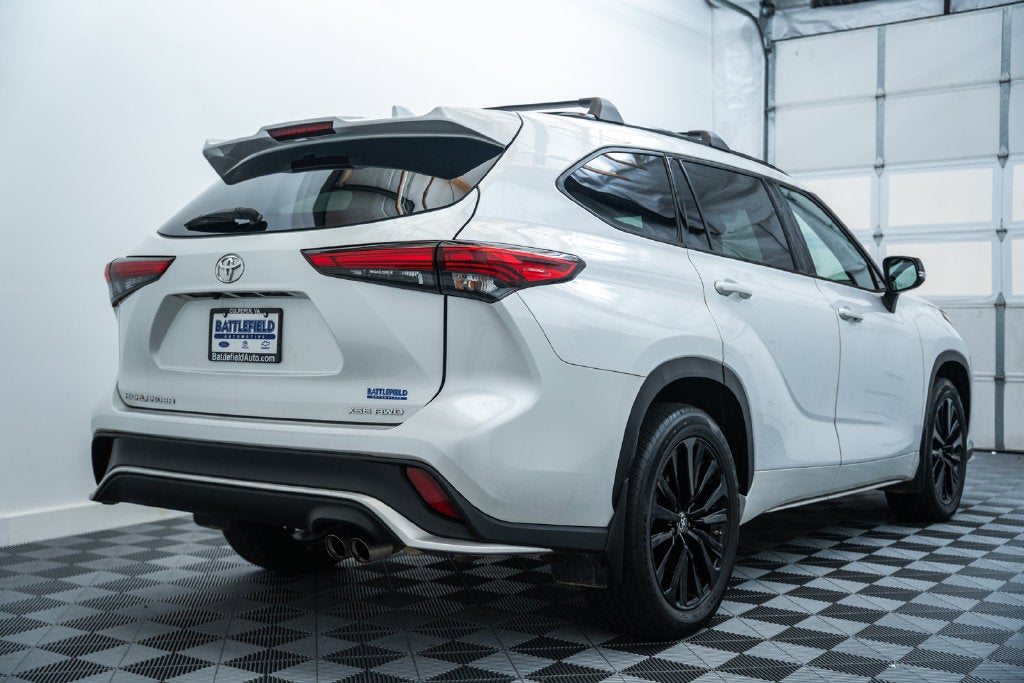 2023 Toyota Highlander XSE