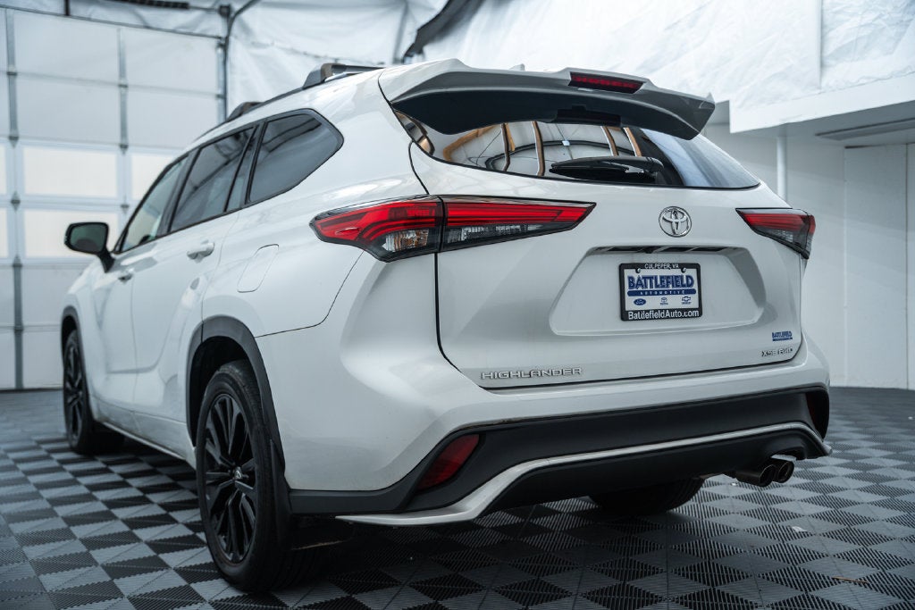 2023 Toyota Highlander XSE