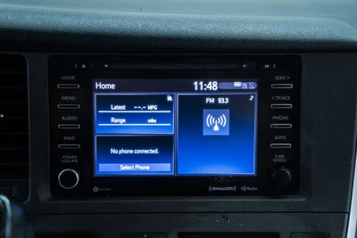 2020 Toyota Sienna LE 8 Passenger
