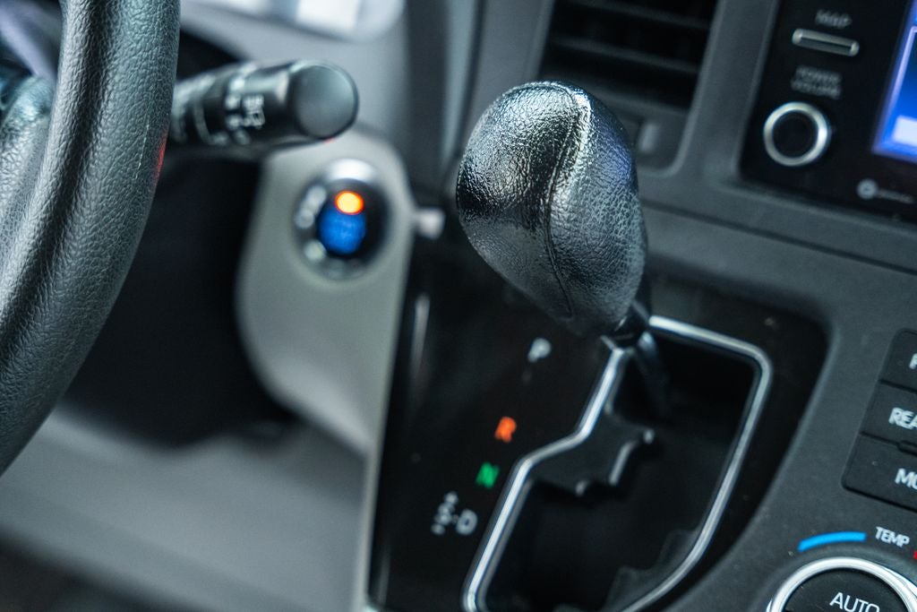 2020 Toyota Sienna LE 8 Passenger