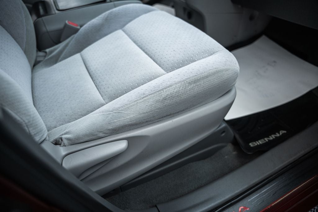 2020 Toyota Sienna LE 8 Passenger