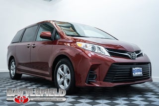 2020 Toyota Sienna LE 8 Passenger