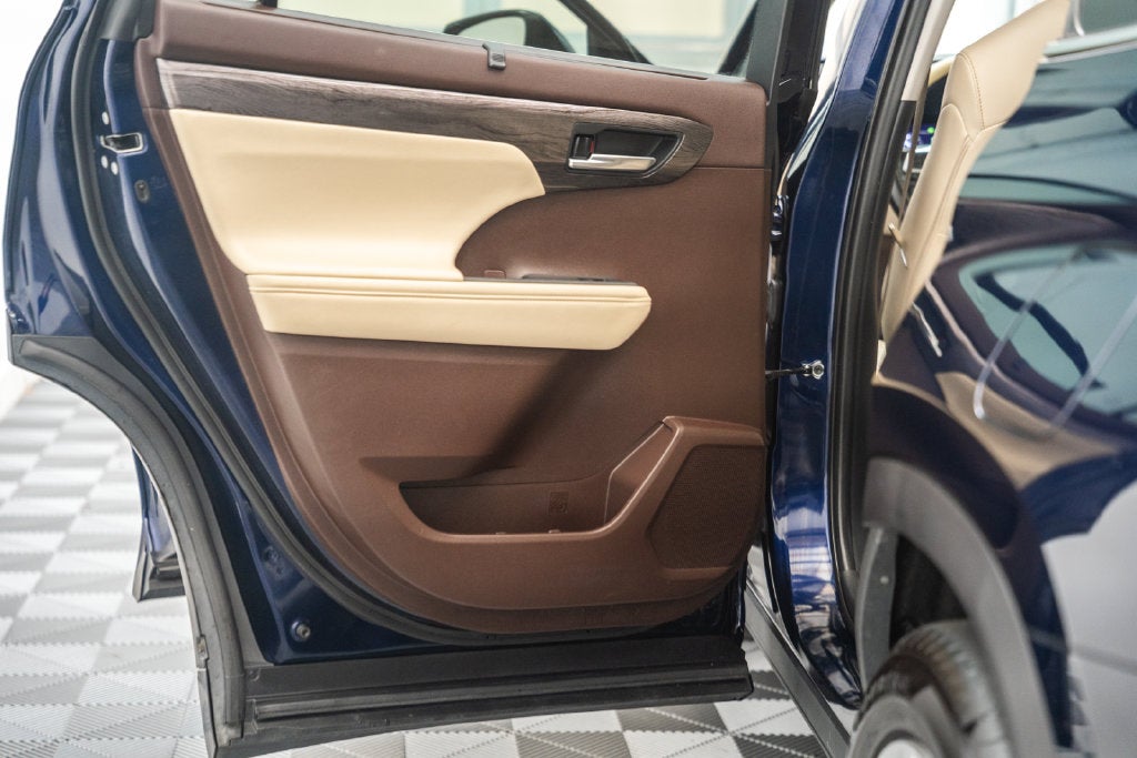 2021 Toyota Highlander Hybrid Limited
