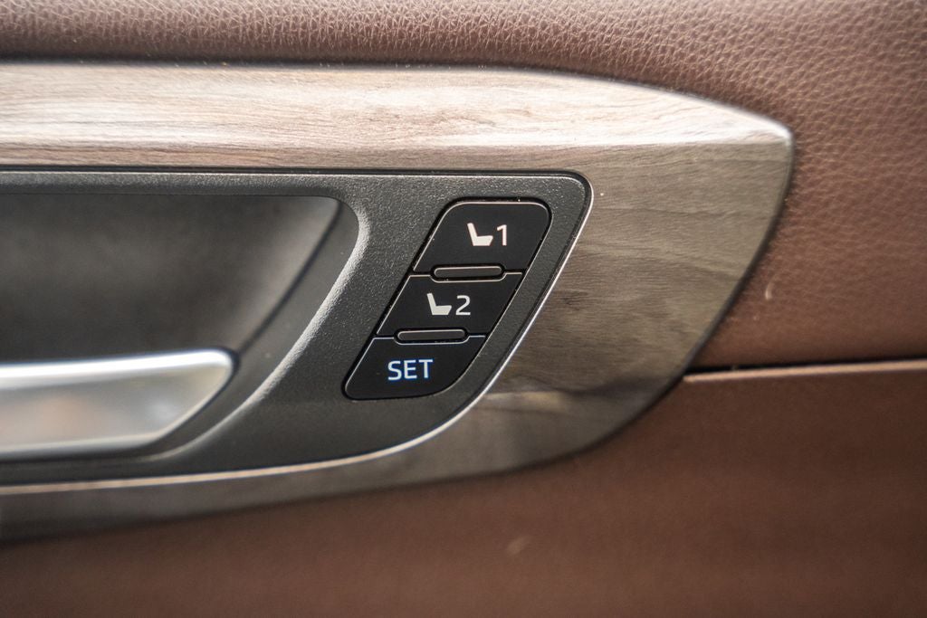 2021 Toyota Highlander Hybrid Limited