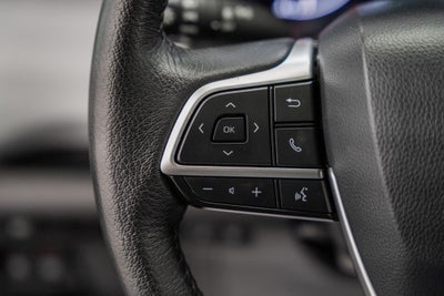 2025 Toyota Sienna XLE 8 Passenger