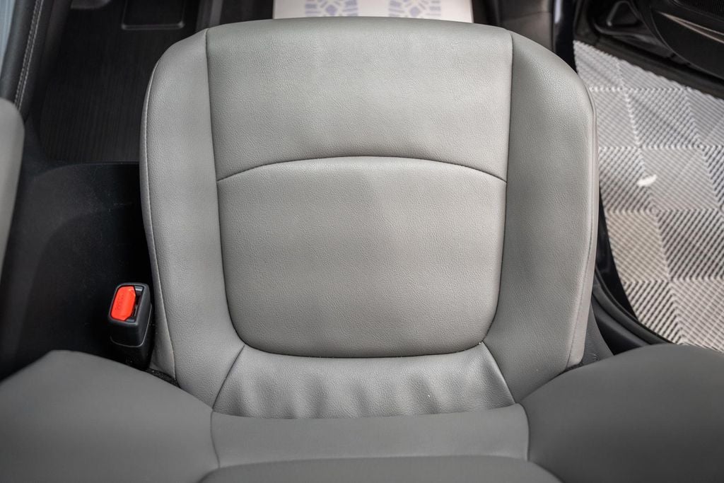 2025 Toyota Sienna XLE 8 Passenger