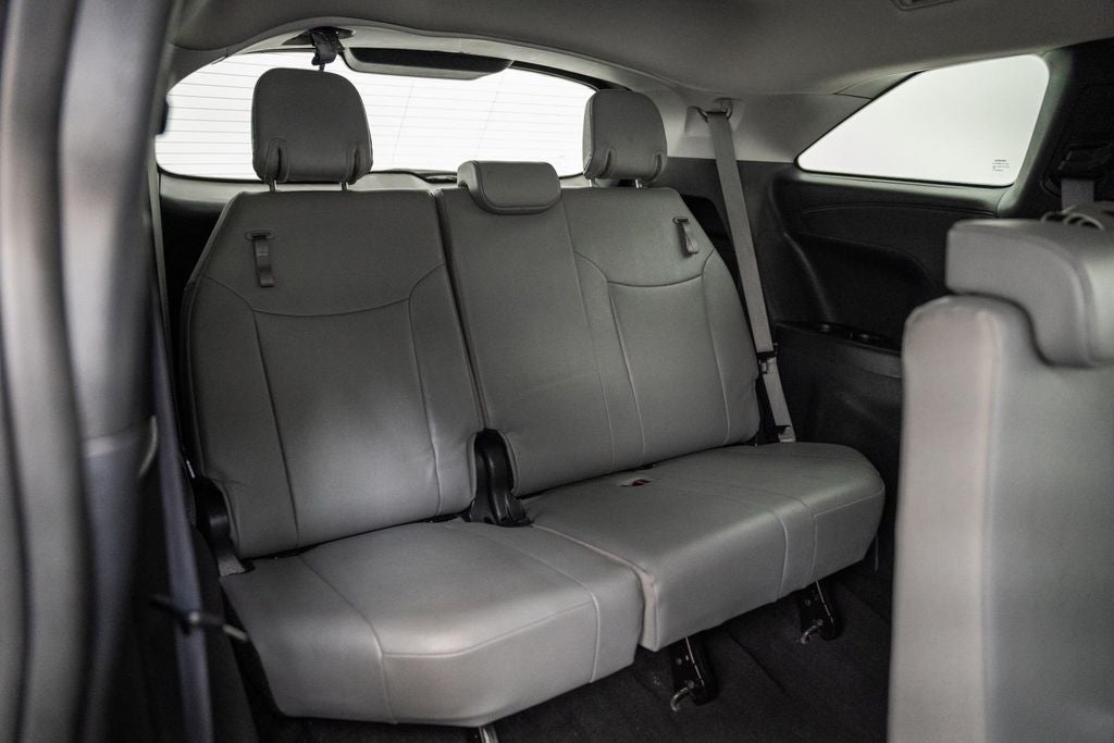 2025 Toyota Sienna XLE 8 Passenger