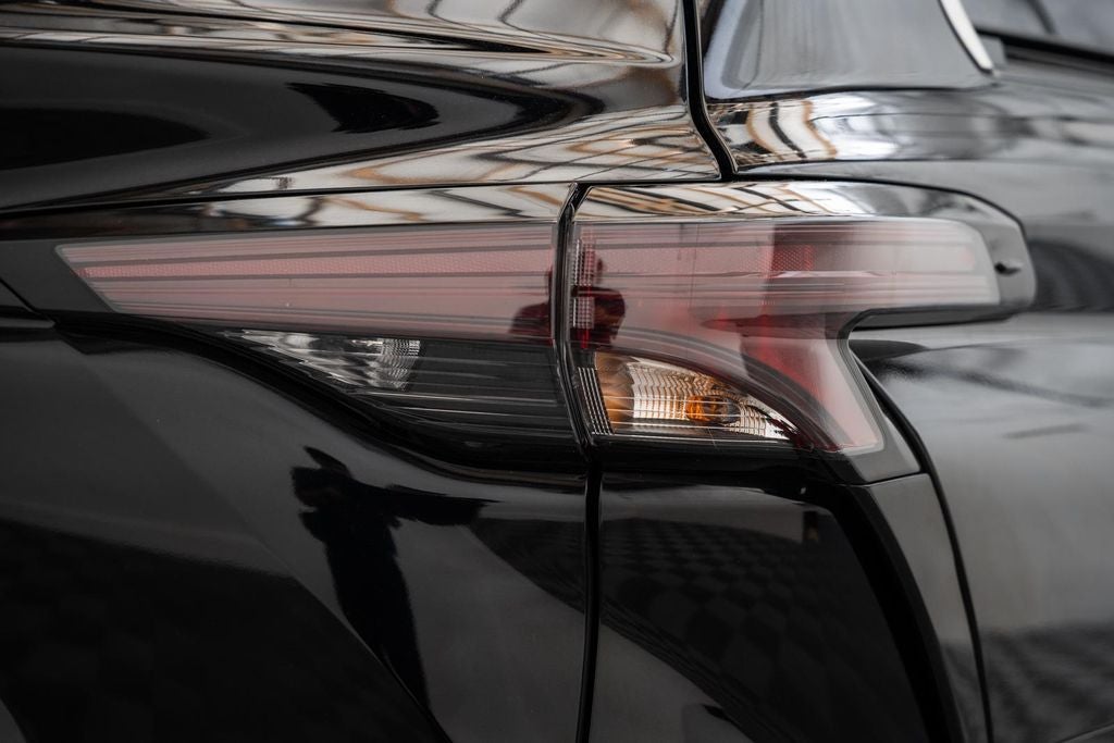 2025 Toyota Sienna XLE 8 Passenger