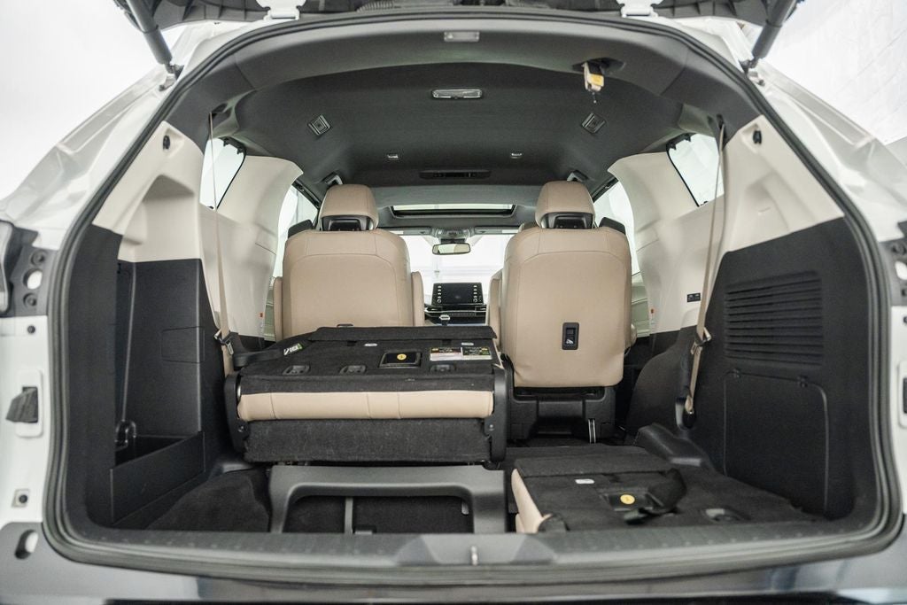 2024 Toyota Sienna Limited 7 Passenger