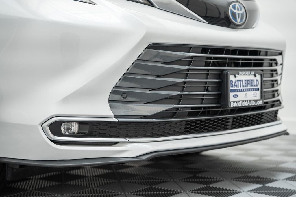 2024 Toyota Sienna Limited 7 Passenger